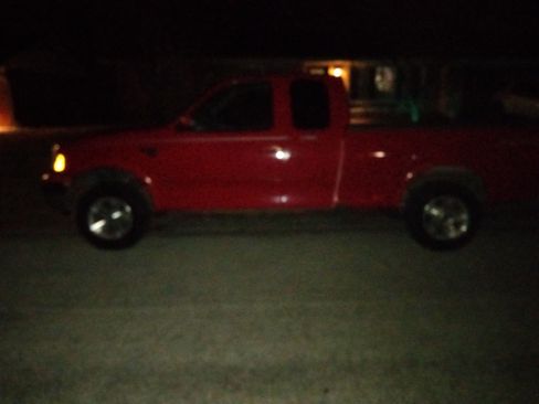 Used 2003 Ford F150 Lariat image 2