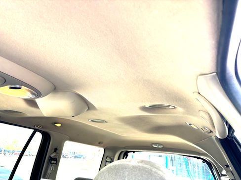 Used 2001 Ford Expedition XLT RWD image 5