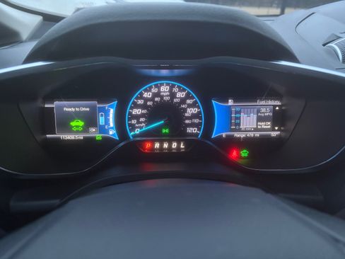 Used 2017 Ford C-MAX Titanium w/ Equipment Group 301A image 9