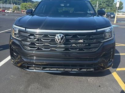Used 2025 Volkswagen Atlas Cross Sport SEL R-Line