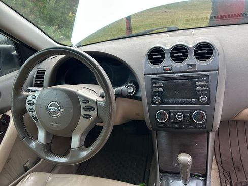 Used 2012 Nissan Altima 2.5 SL w/ 2.5SL Pkg FWD image 6
