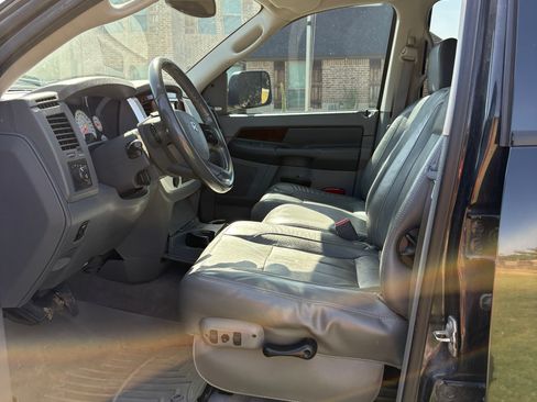 Used 2009 Dodge Ram 2500 Truck Laramie w/ Trailer Tow Group AWD/4WD image 6