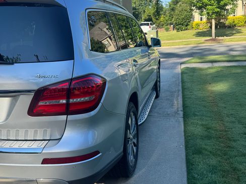 Used 2019 Mercedes-Benz GLS 450 4MATIC image 8