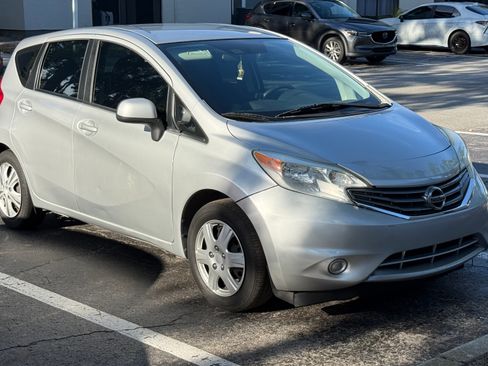 Used 2014 Nissan Versa Note SV FWD image 6