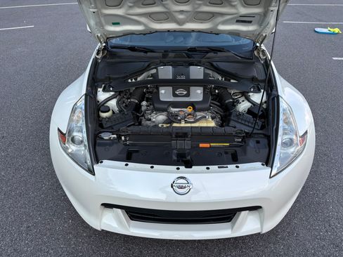 Used 2012 Nissan 370Z Touring w/ Sport Pkg RWD image 17