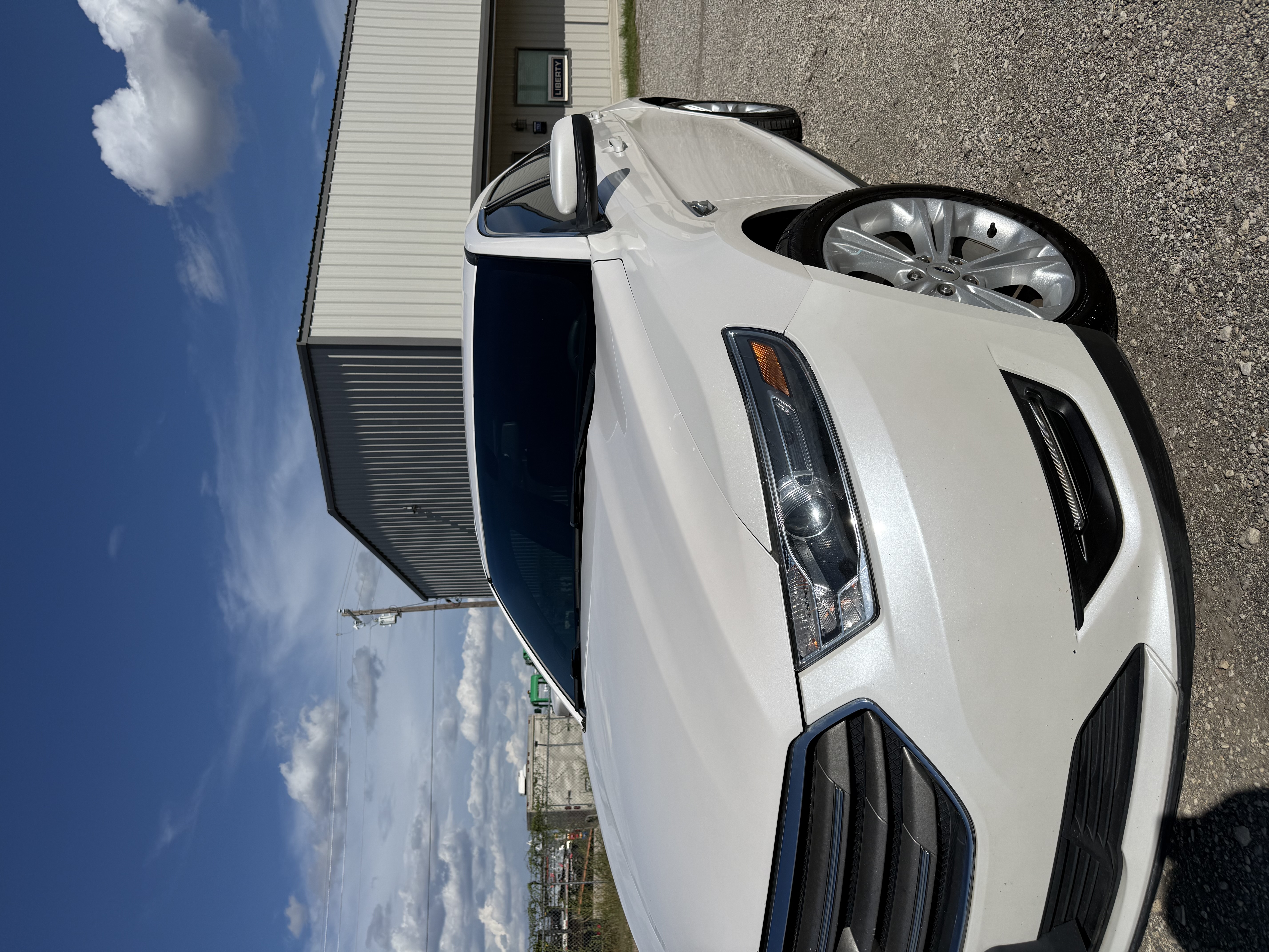 Used 2019 Ford Taurus SEL w/ Equipment Group 201A FWD image 5