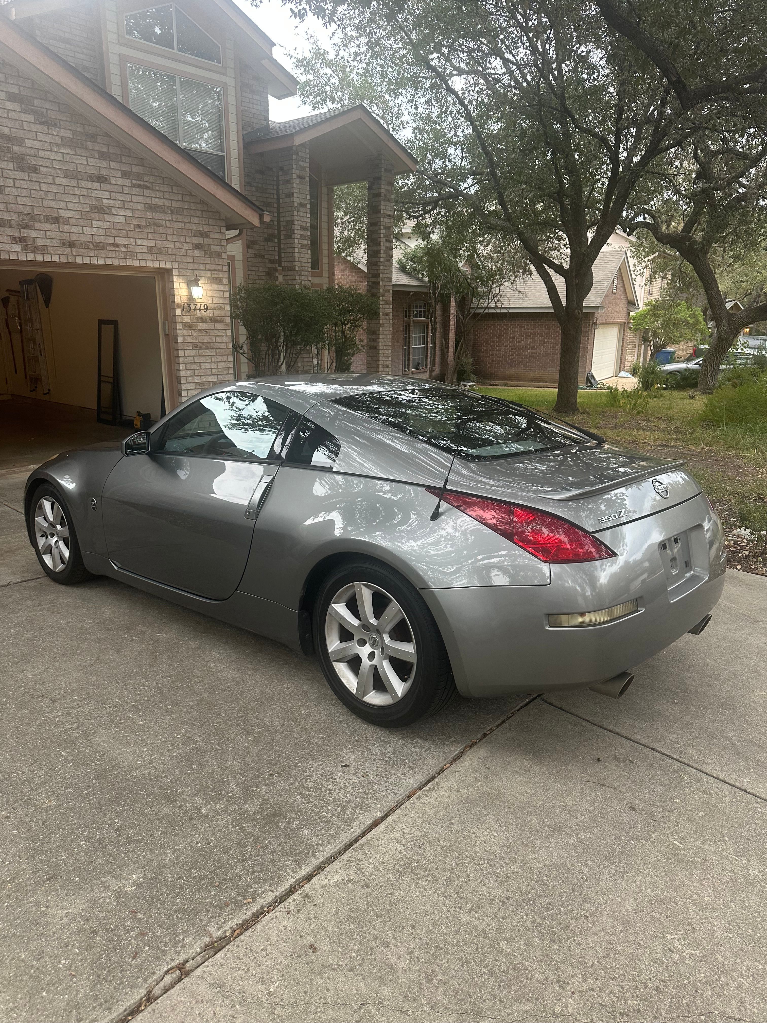 Used 2003 Nissan 350Z Touring RWD image 6