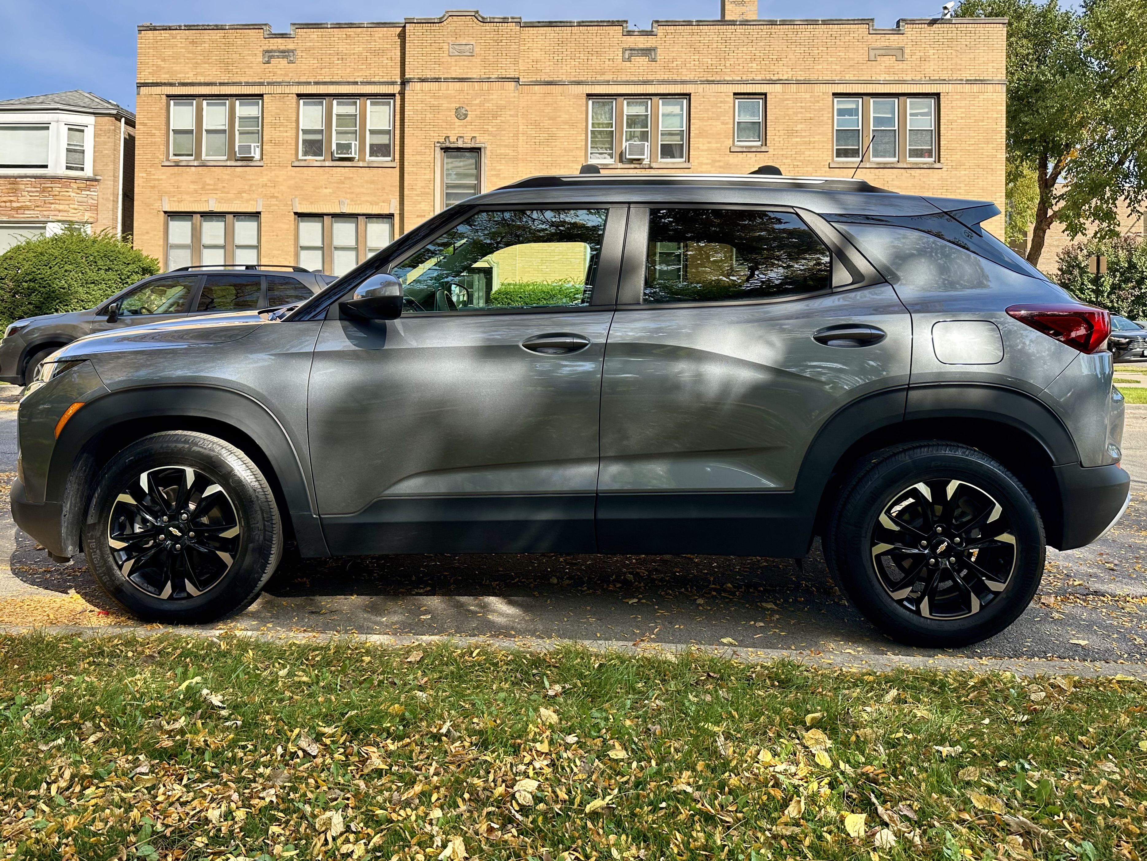 Used 2021 Chevrolet TrailBlazer LT w/ Convenience Package FWD image 11