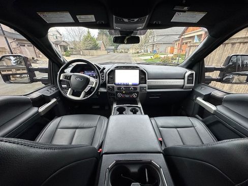 Used 2022 Ford F350 Lariat w/ Lariat Value Package image 18