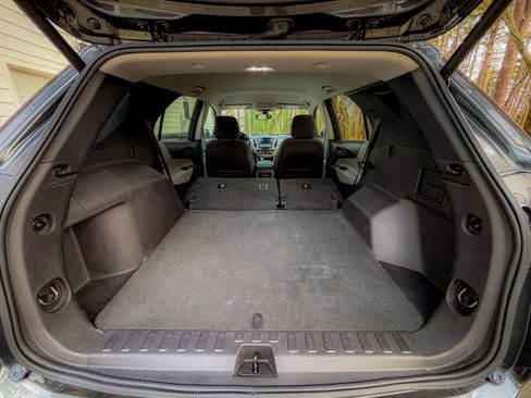 Used 2019 Chevrolet Equinox LT image 14