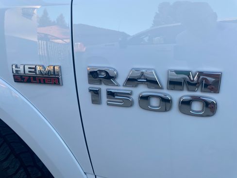 Used 2017 RAM 1500 Laramie w/ Convenience Group image 20