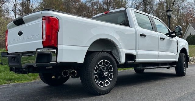 Used 2024 Ford F250 XL AWD/4WD image 8
