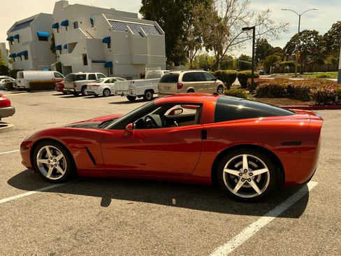 Used 2005 Chevrolet Corvette Coupe w/ Preferred Equipment Group image 6