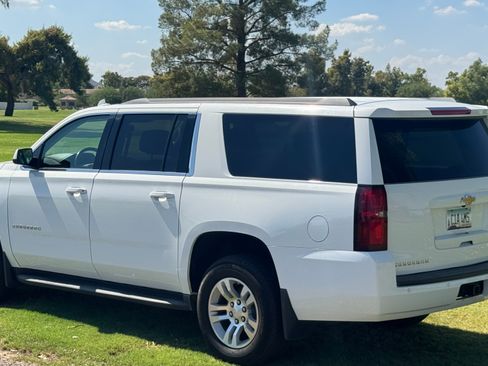 Used 2017 Chevrolet Suburban LS w/ Max Trailering Package AWD/4WD image 8