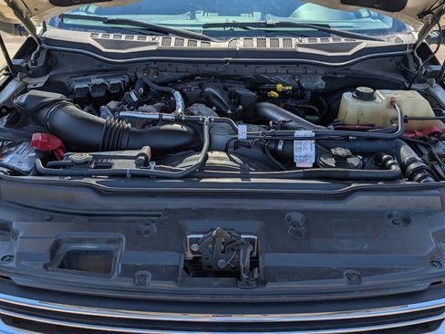 Used 2017 Ford F250 Lariat w/ Lariat Ultimate Package image 28