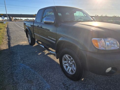 Used 2003 Toyota Tundra SR5 image 4