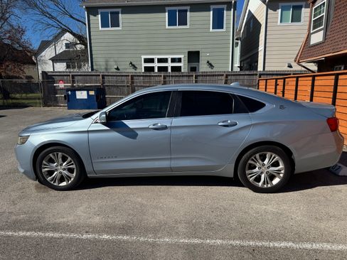 Used 2014 Chevrolet Impala LT w/ Convenience Package image 4