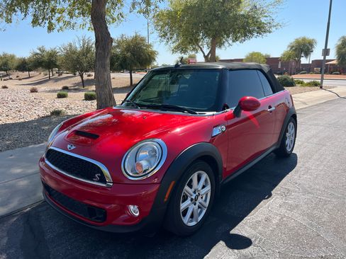 Used 2013 MINI Cooper S image 4