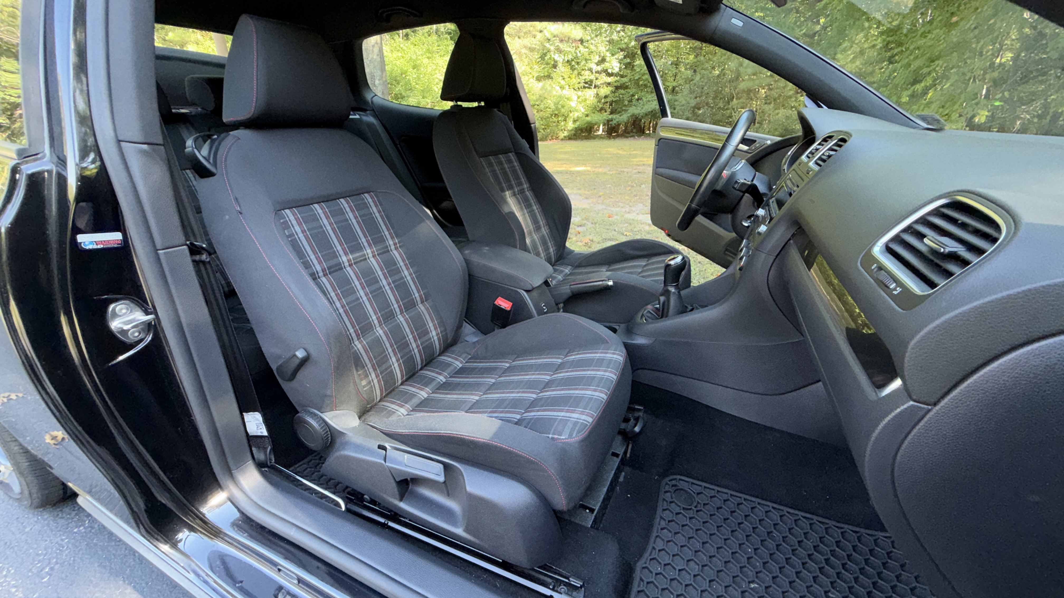 Used 2013 Volkswagen GTI 2-Door FWD image 12