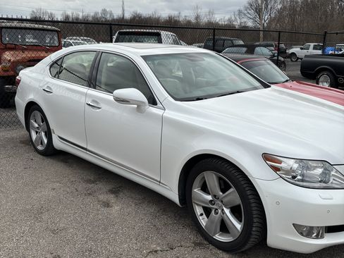 Used 2012 Lexus LS 460 w/ Luxury Value Edition image 4