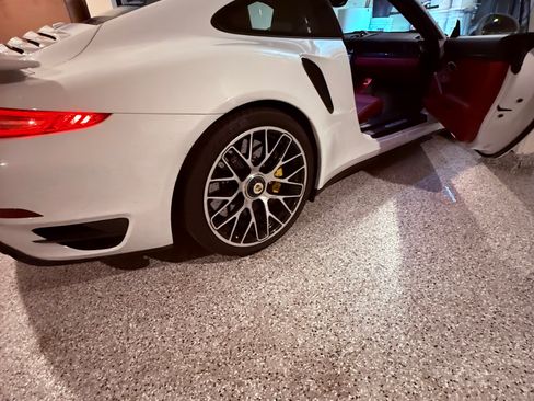 Used 2014 Porsche 911 Turbo S image 5