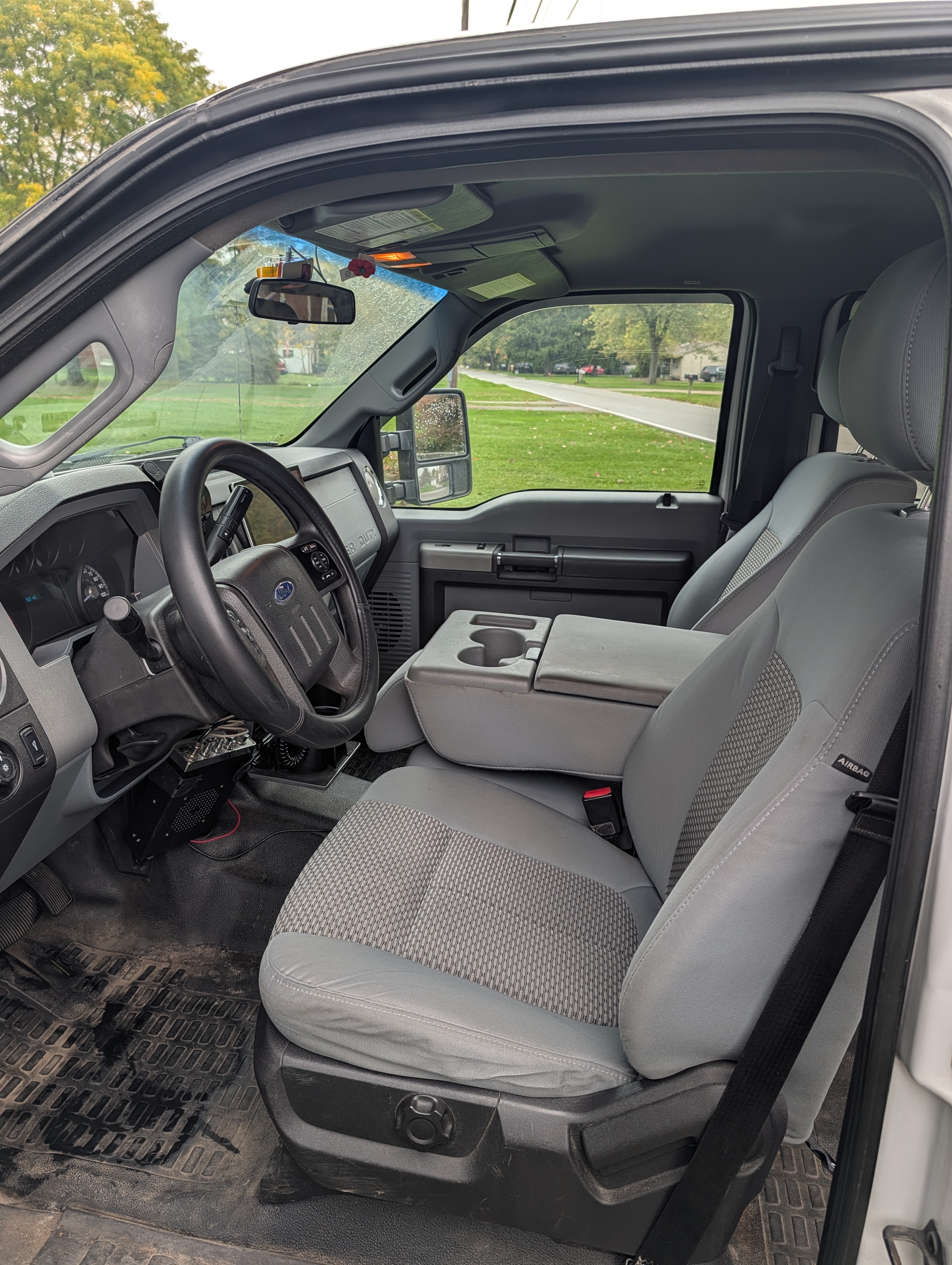 Used 2013 Ford F250 XLT w/ Advanced Security Group AWD/4WD image 15