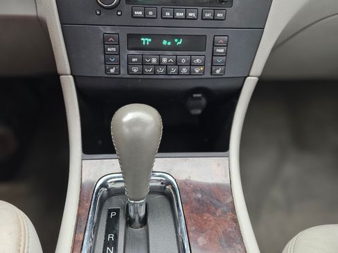 Used 2008 Buick LaCrosse CXL w/ Driver Confidence Package image 32