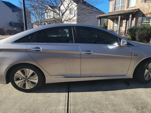 Used 2013 Hyundai Sonata Limited image 2