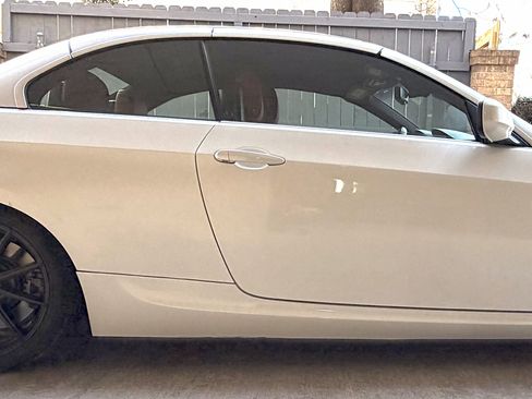 Used 2012 BMW 335i Convertible image 6