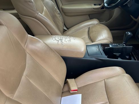 Used 2010 Nissan Maxima 3.5 SV w/ Premium Pkg image 4