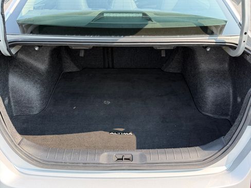Used 2023 Nissan Altima 2.5 SV FWD image 15