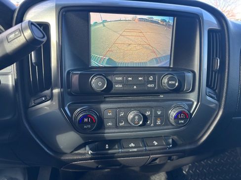 Used 2018 Chevrolet Silverado 1500 LT w/ Texas Edition image 13