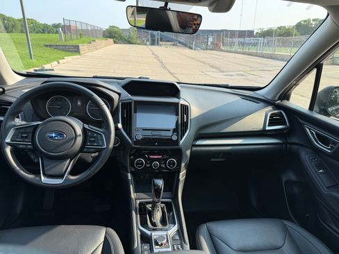 Used 2019 Subaru Forester Limited AWD/4WD image 10