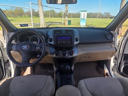 Used 2012 Toyota RAV4 Sport Utility 4D w/ Upgrade Value Pkg image 14