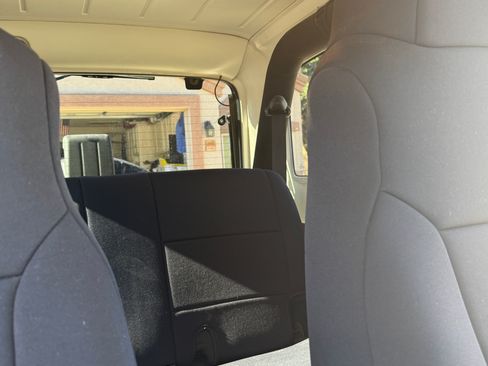 Used 2005 Jeep Wrangler Unlimited w/ Security Group image 8