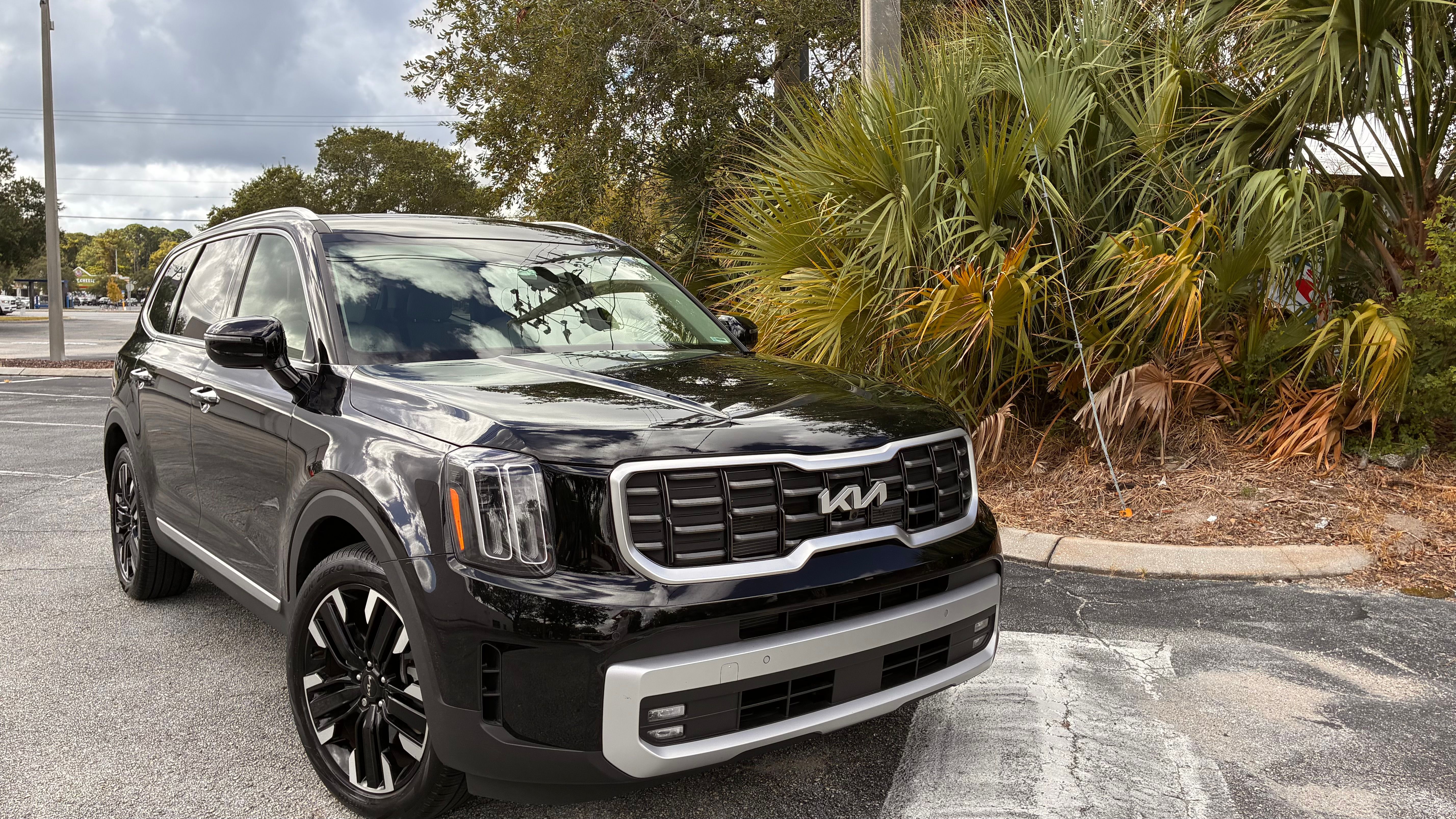Used 2025 Kia Telluride SX FWD image 5