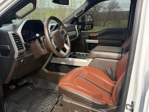 Used 2021 Ford F450 King Ranch w/ King Ranch Ultimate Package image 8