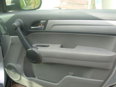 Used 2010 Honda CR-V EX image 18