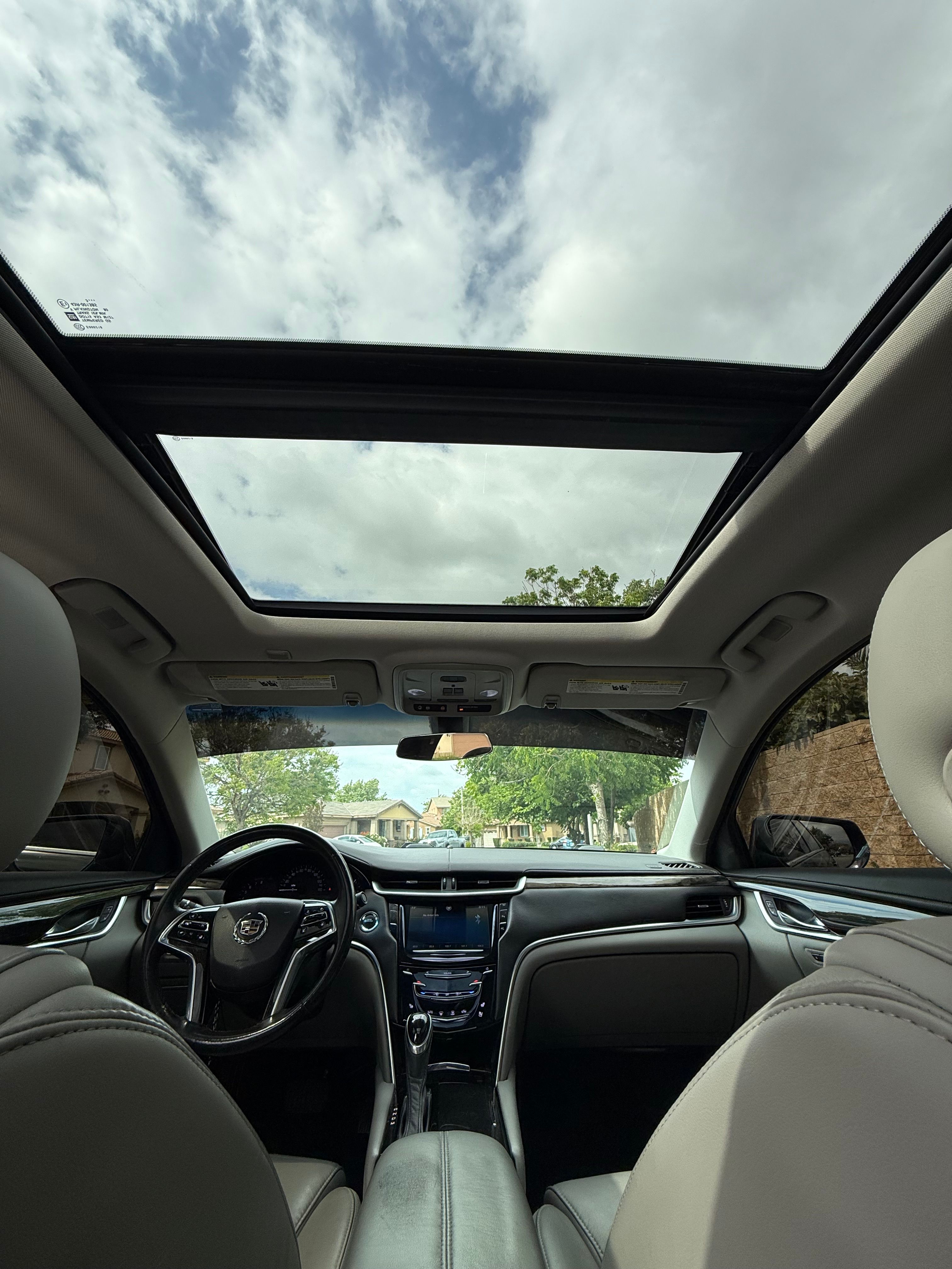 Used 2014 Cadillac XTS Luxury FWD image 9