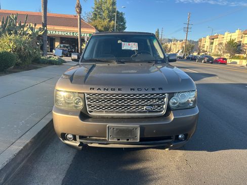 Used 2010 Land Rover Range Rover HSE AWD/4WD image 11