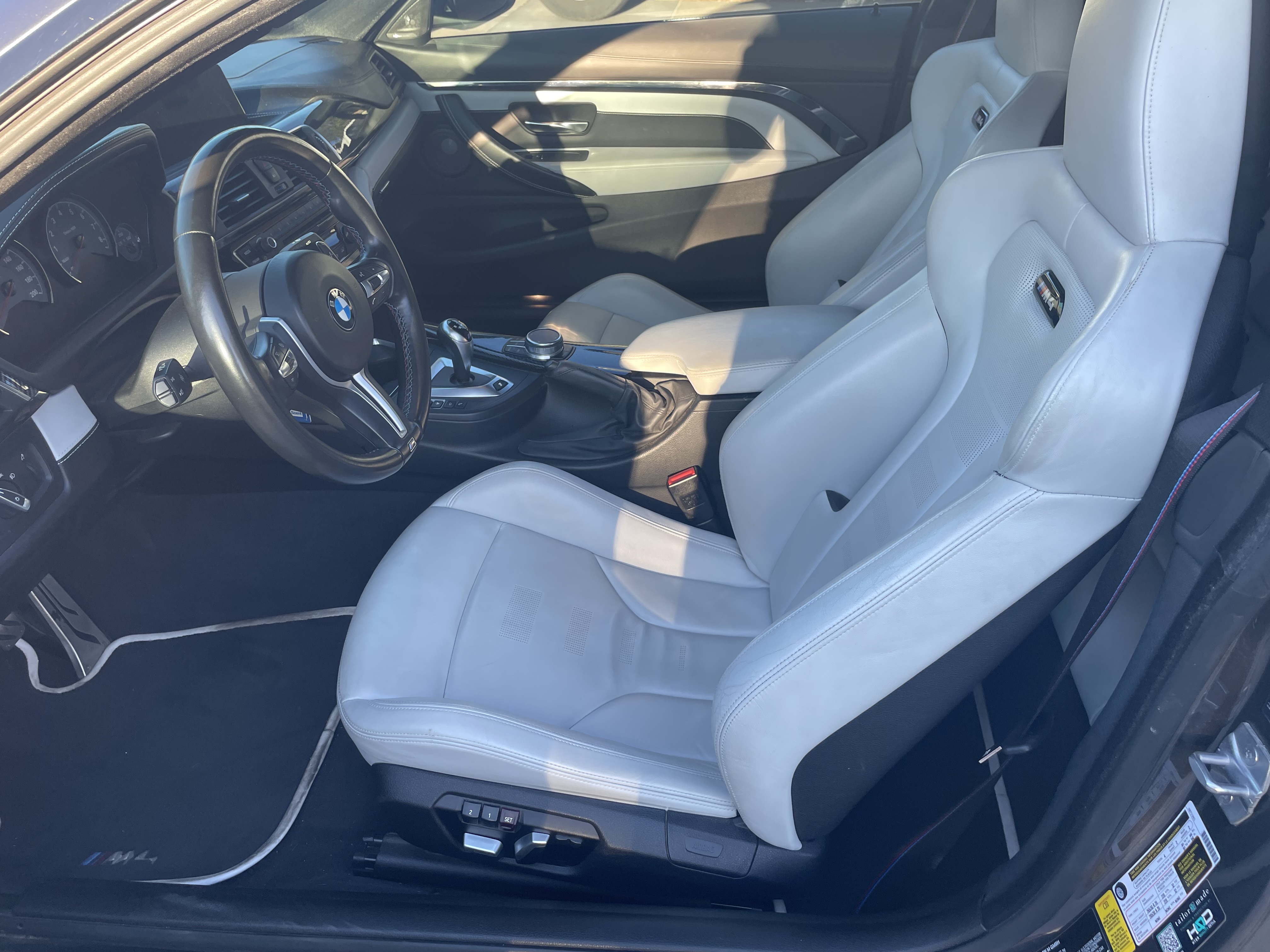 Used 2018 BMW M4 Coupe RWD image 11
