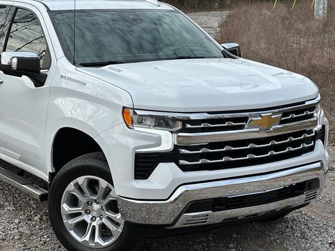 Used 2023 Chevrolet Silverado 1500 LTZ image 5