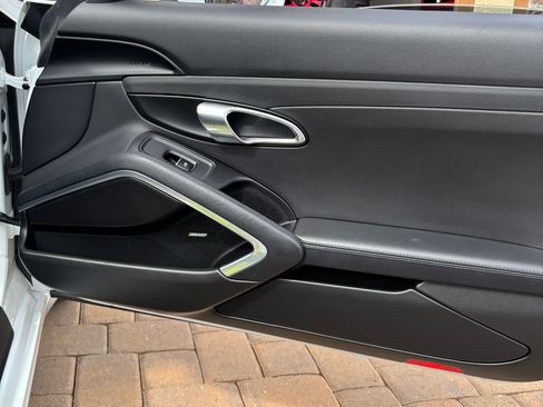 Used 2017 Porsche 911 Carrera image 20