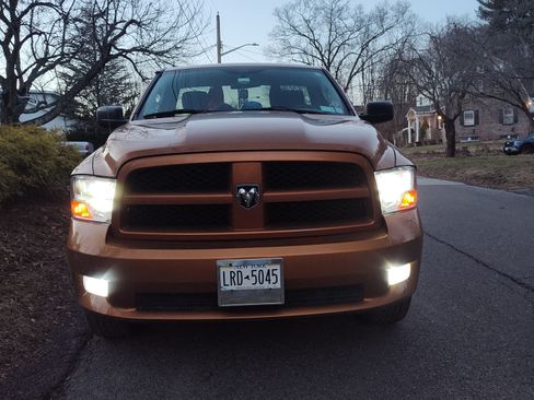 Used 2012 RAM 1500 Express image 9