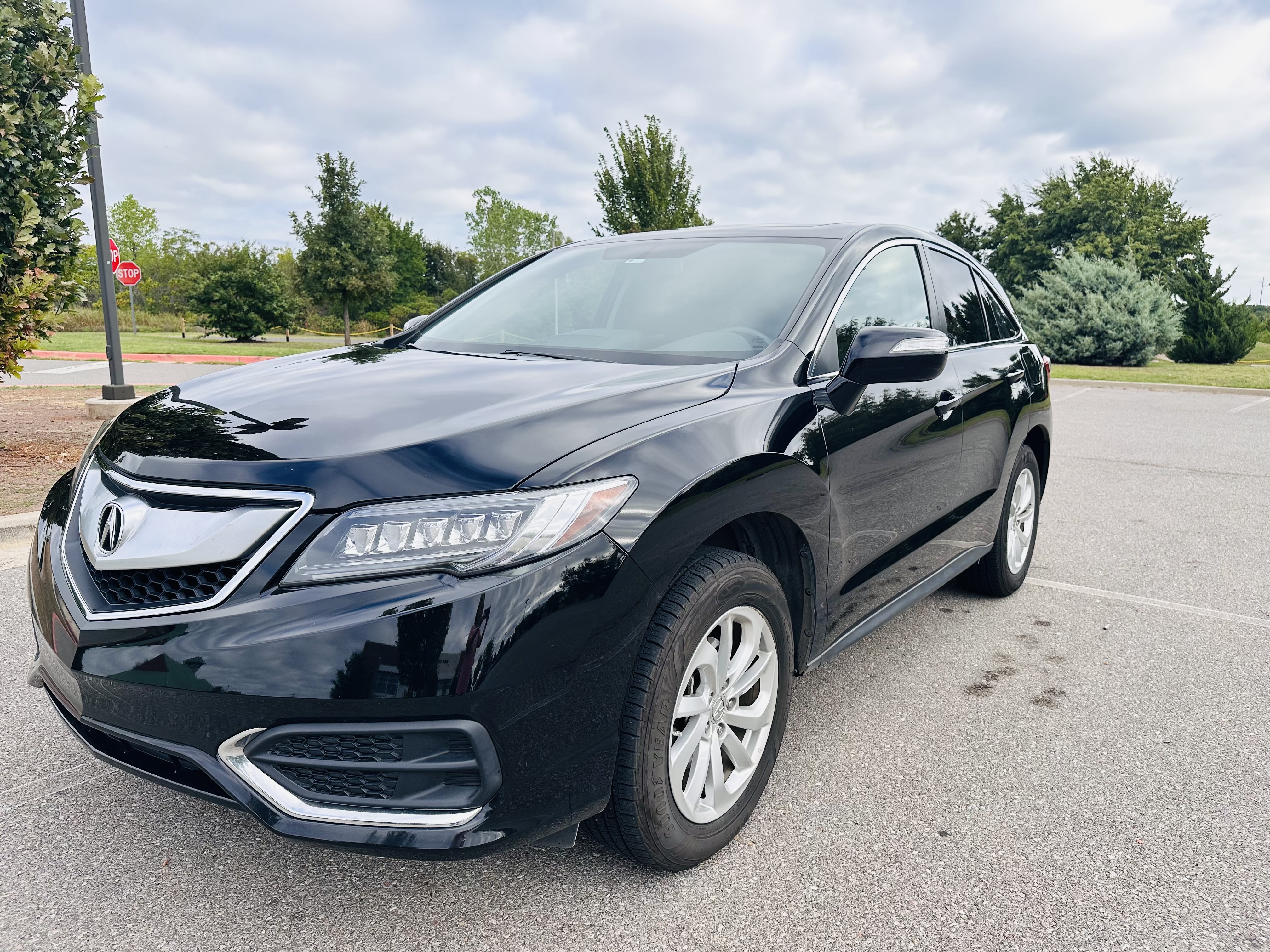 Used 2018 Acura RDX AWD w/ Technology Package image 4