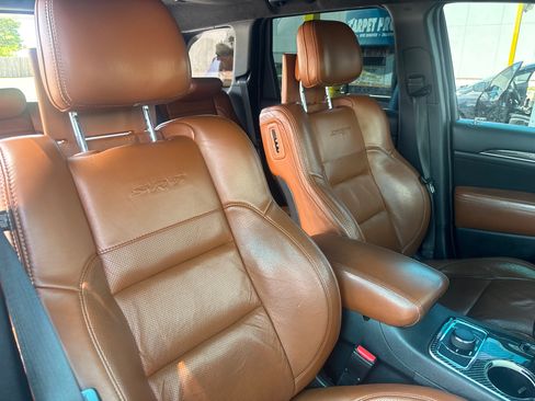 Used 2015 Jeep Grand Cherokee SRT w/ Luxury Group II AWD/4WD image 6