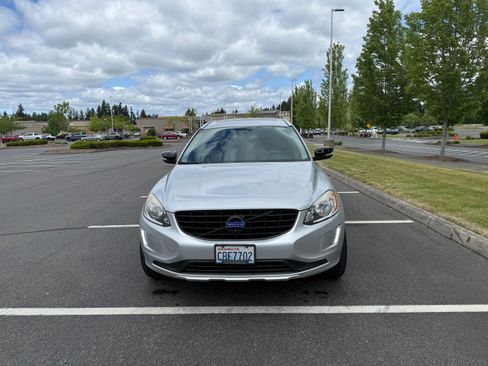 Used 2015 Volvo XC60 T5 Premier Plus FWD image 4