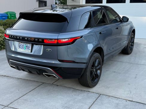 Used 2018 Land Rover Range Rover Velar R-Dynamic SE AWD/4WD image 6