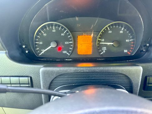 Used 2015 Mercedes-Benz Sprinter 3500 image 24