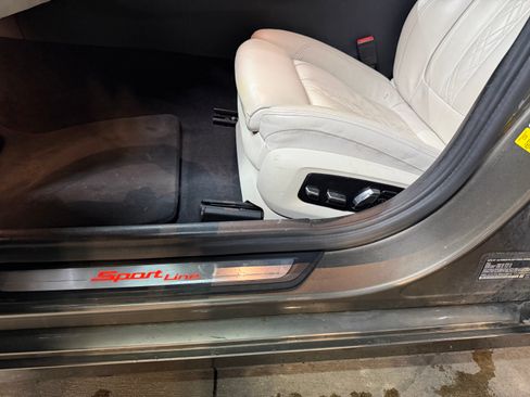 Used 2018 BMW 540i 540i Sedan 4D image 11